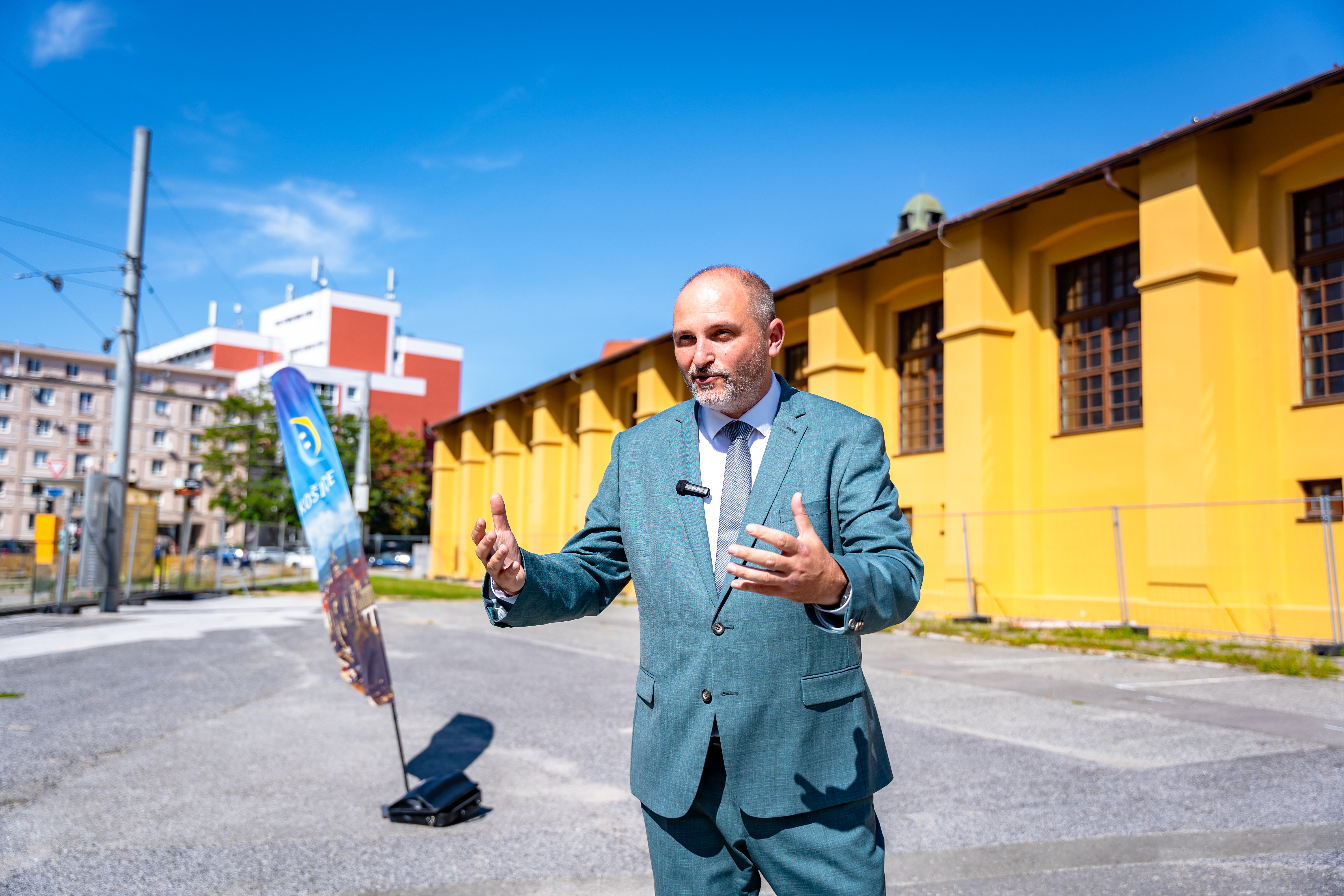 Tlacovy brifing - revitalizacia okolia sportovej haly Stara jazdiaren-26